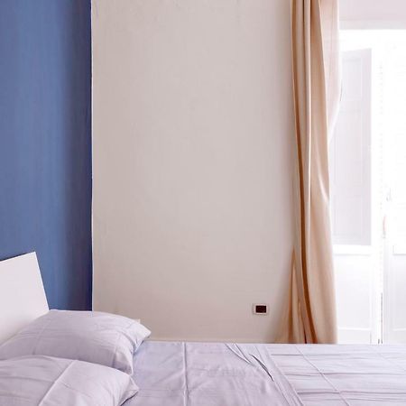 Geneva'S Apartment 塔兰托 外观 照片